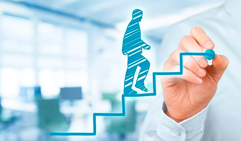 Meta del Plan de Desarrollo en Risaralda es activar la economía: Juan Diego Patiño